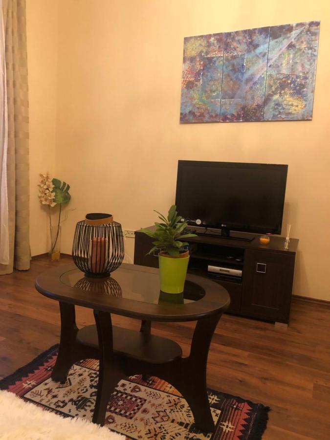 S Krasnou Vyhlidkou Na Imperial Apartment Karlovy Vary