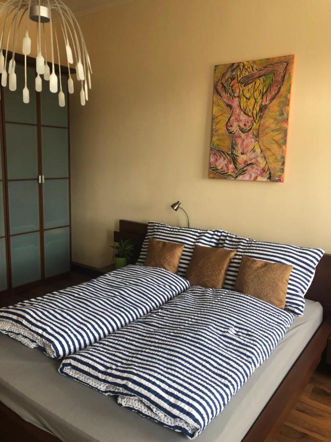 Apartment S Krasnou Vyhlidkou Na Imperial Karlovy Vary